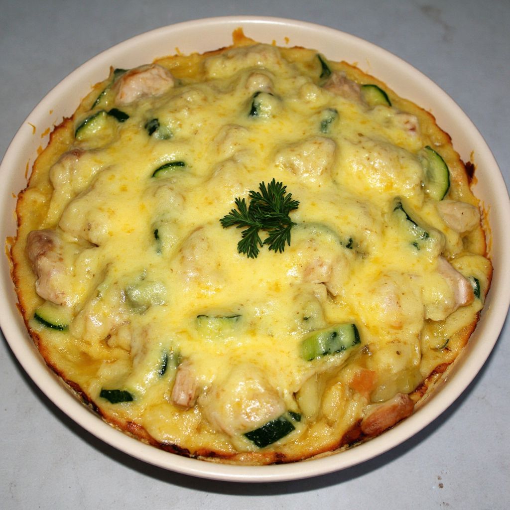 Кабачковый пирог с курицей